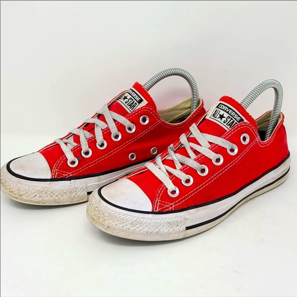 Red Converse - Picture 3 of 8
